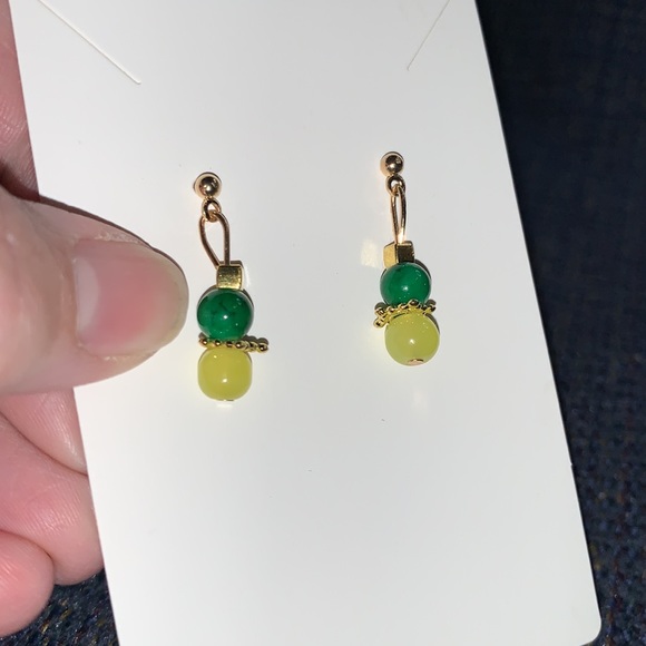 Oregon Ducks 🦆 Themed Handcrafted Earrings - Picture 6 of 8